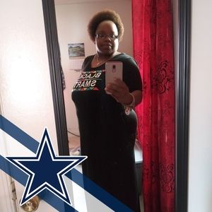 Meet your Posher, Demetria